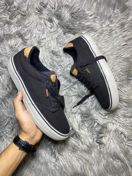 Vans Low Top (44)