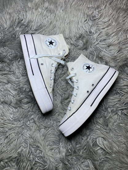 Converse High Top (39)