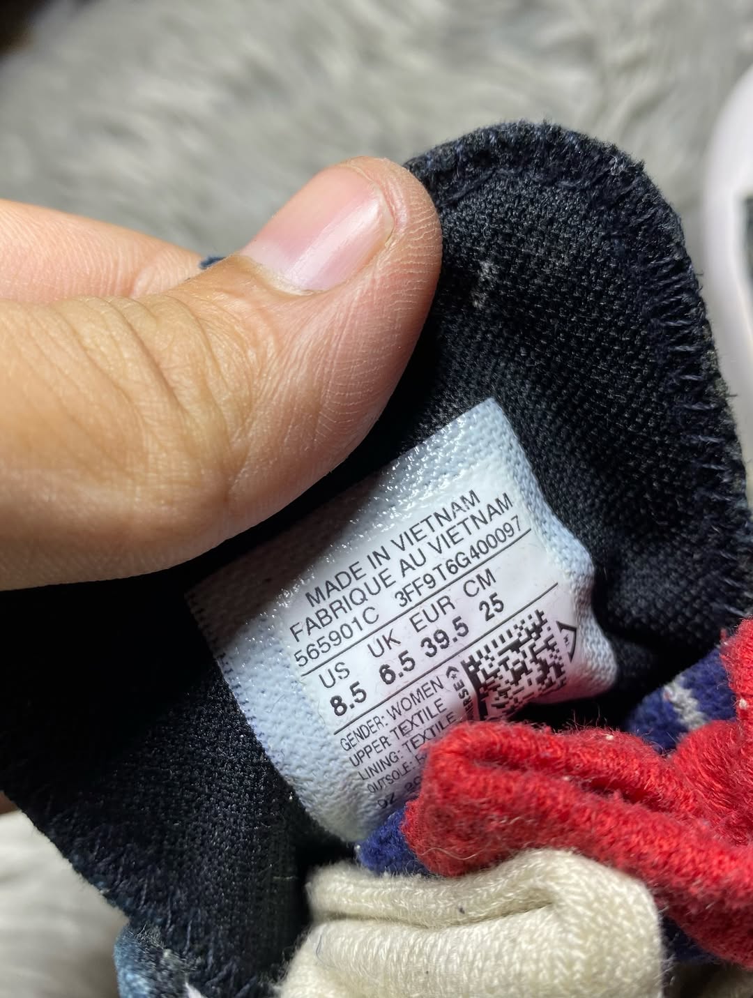 Converse High Top (39.5)