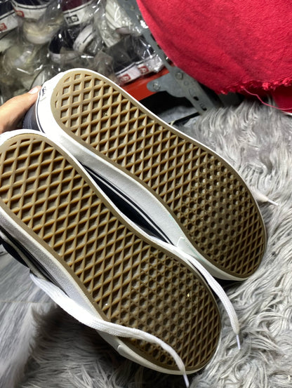 Vans Low Top (44.5)