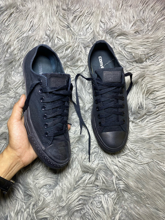 Converse Low Top (42)