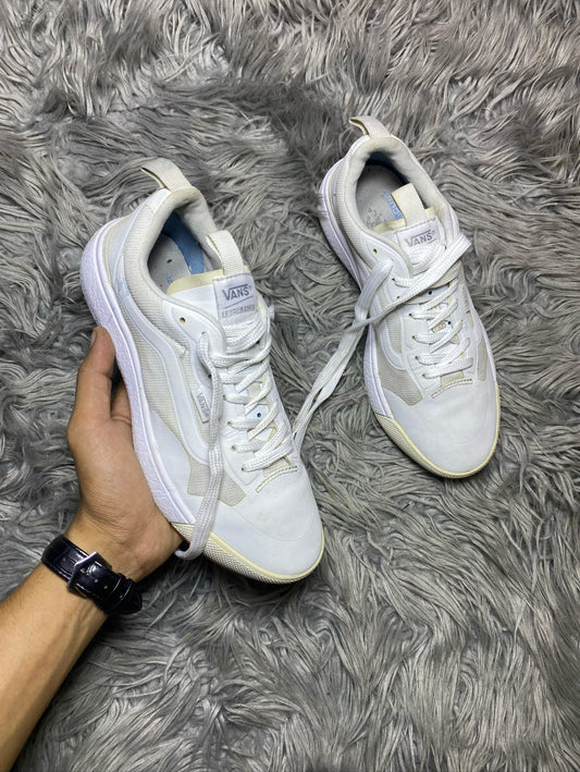 Vans Low Top (38.5)