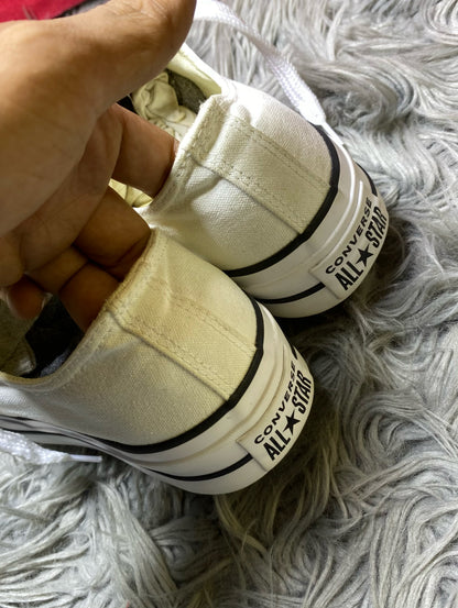 Converse Low Top (38)