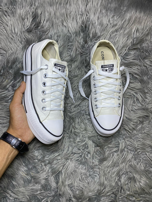 Converse Low Top (39)