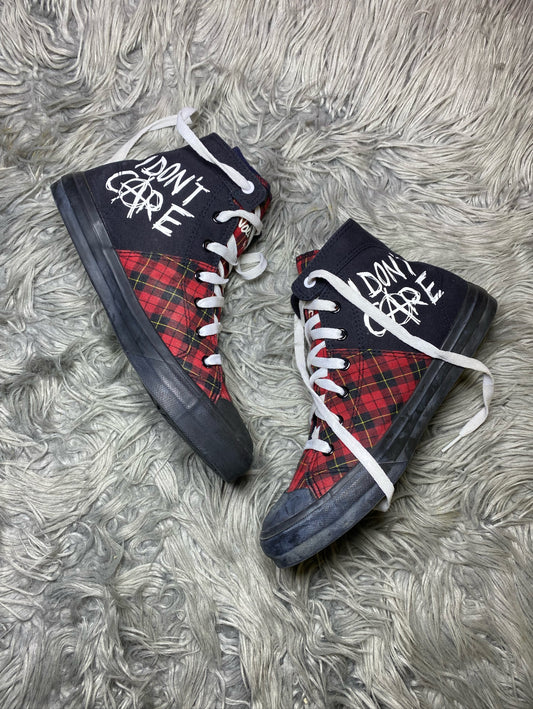 EMP SHOES SIZE (40)