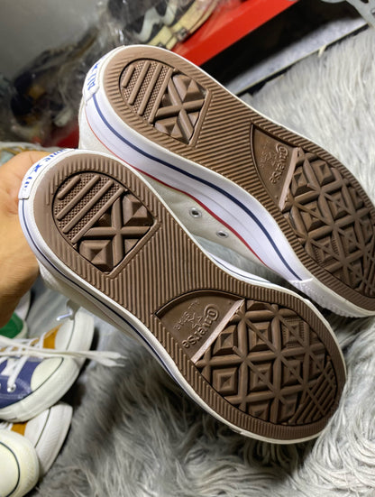 Converse High Top (41)