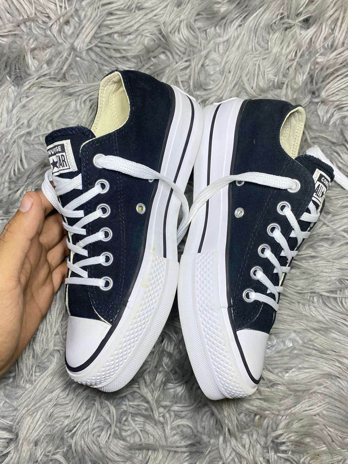 Converse Low Top (37.5)