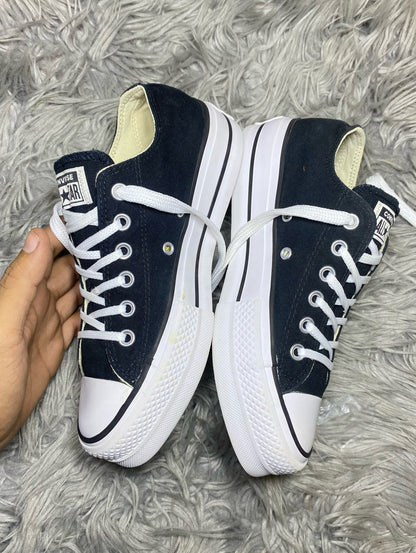 Converse Low Top (37.5)