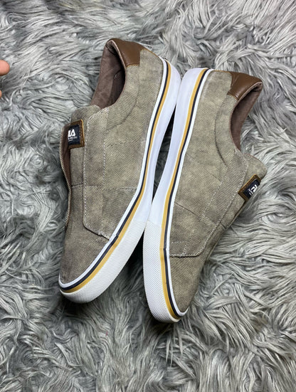 Fila Shoes Size (42)
