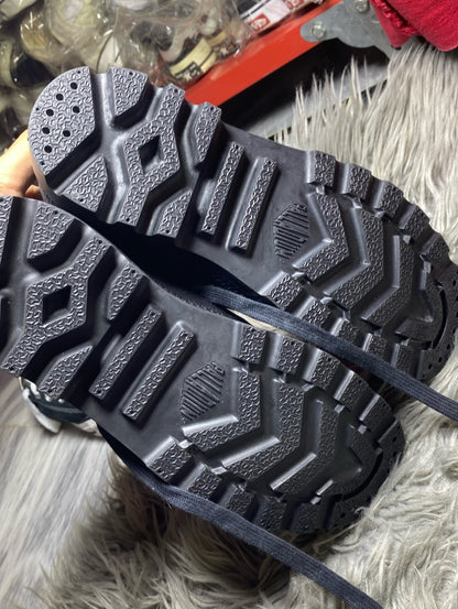 Palladium Shoes Size (42)