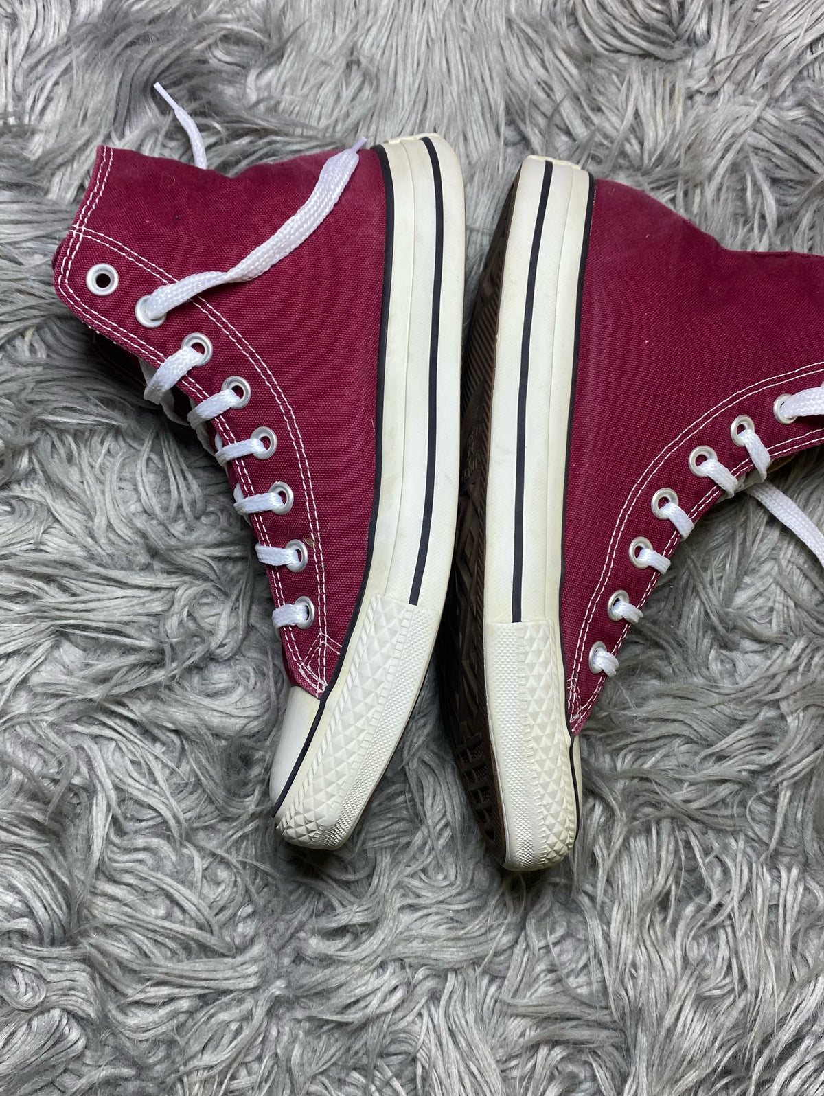 Converse High Top (39.5)