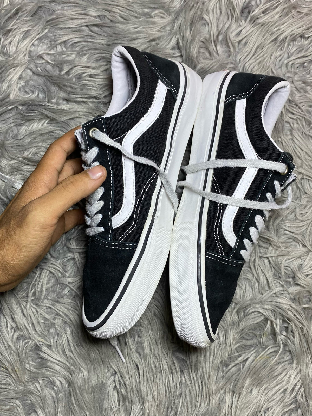 Vans Low Top 42.