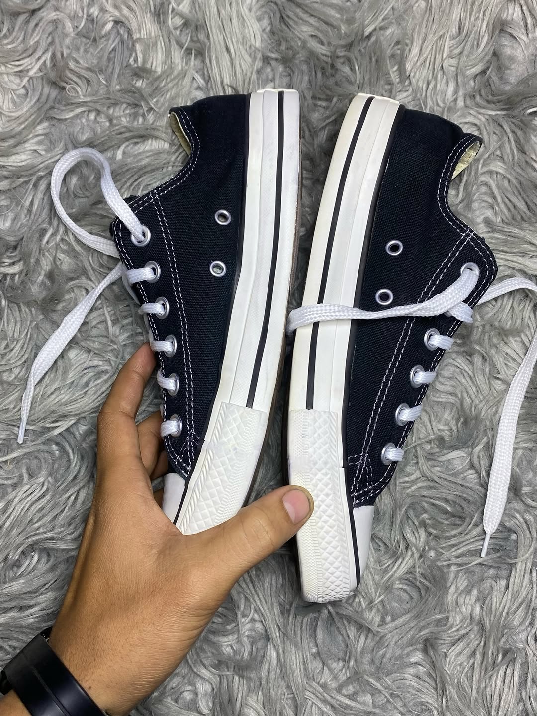 Converse Low Top (39.5)