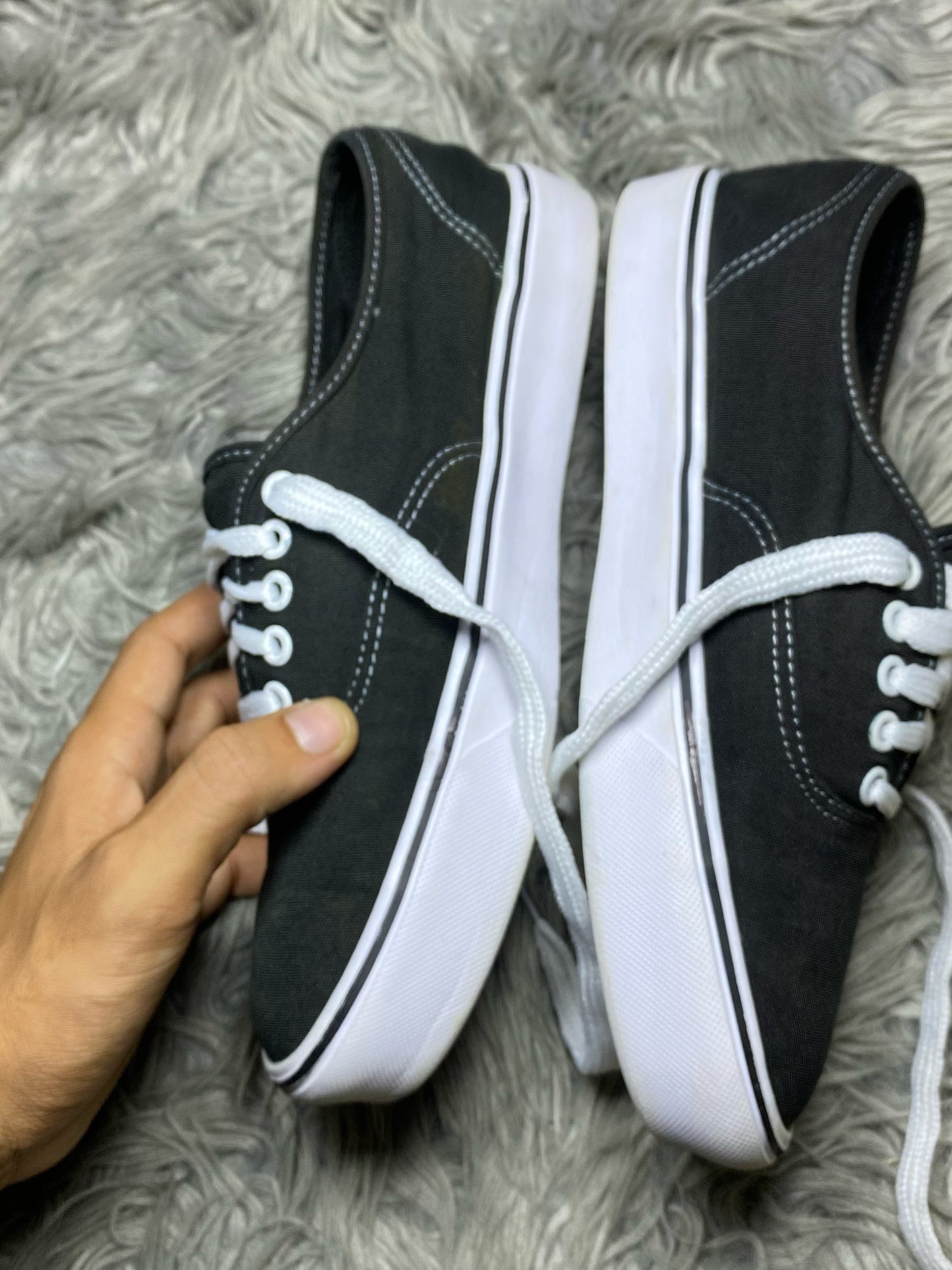 Vans Low Top (42)