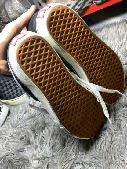 Vans Low Top (44) F4181