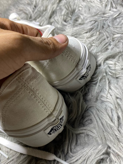 Vans Low Top (40)