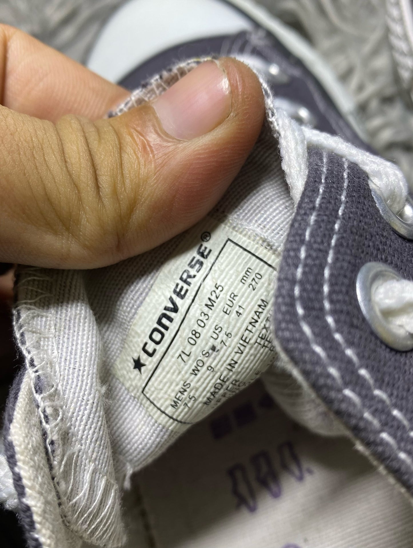 Converse Low Top (41)