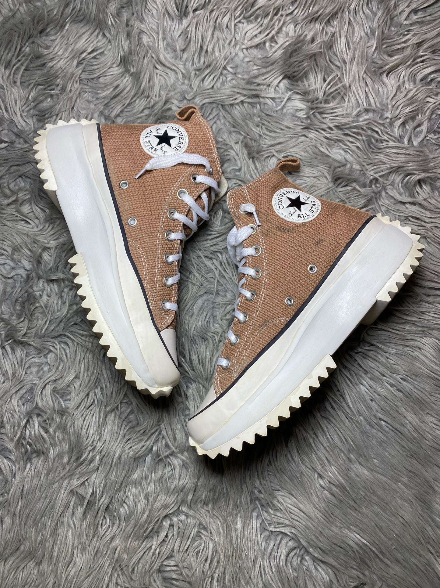 Converse High Top (41)