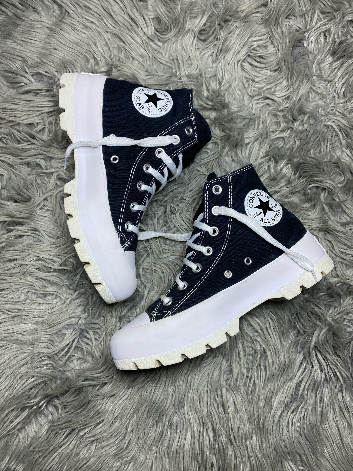 Converse High Top (39)