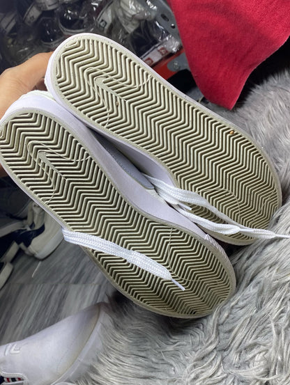 Nike Shoes Size (44)