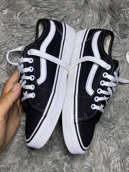 Vans Low Top (40)