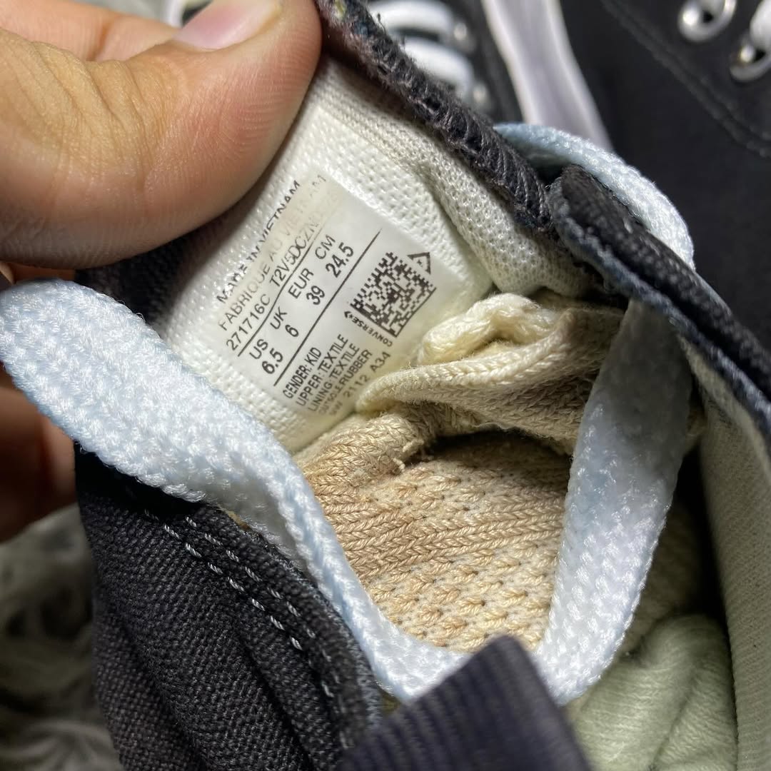 Converse High Top (39)