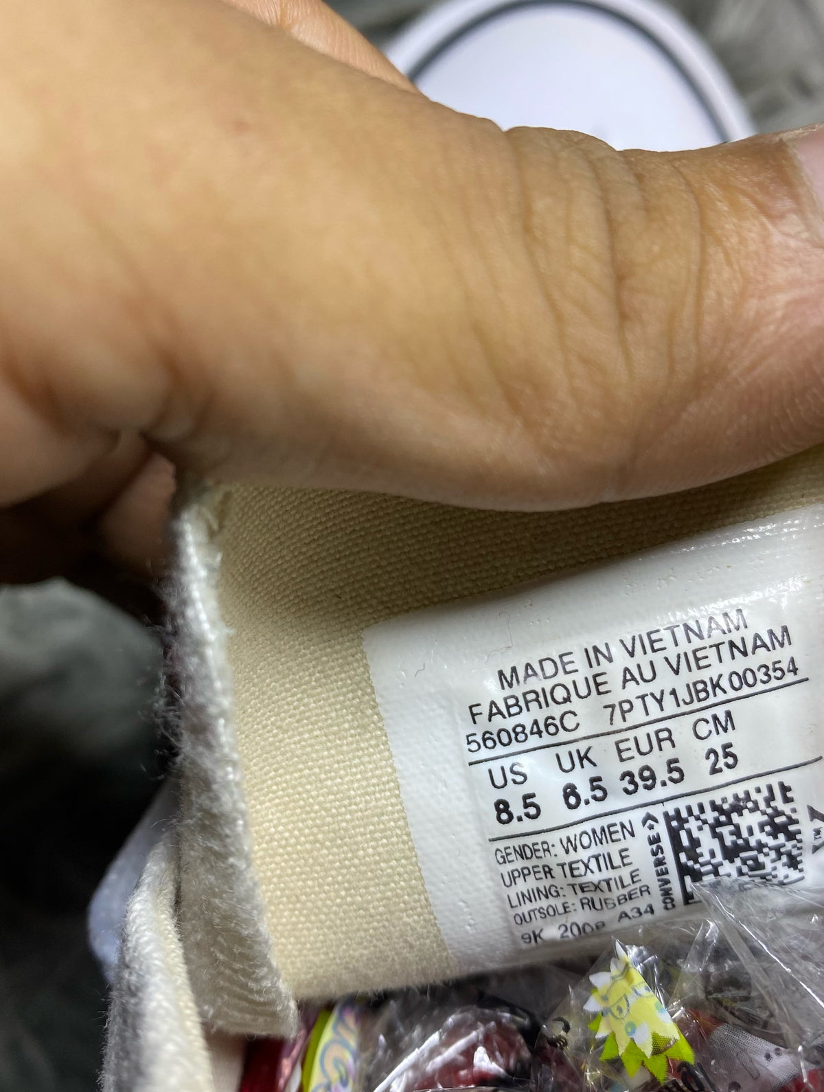 Converse High Top (39.5)