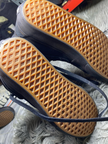 Vans High Top (41)