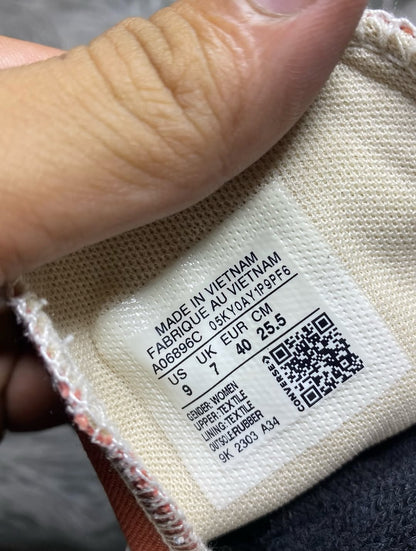 Converse High Top (40)