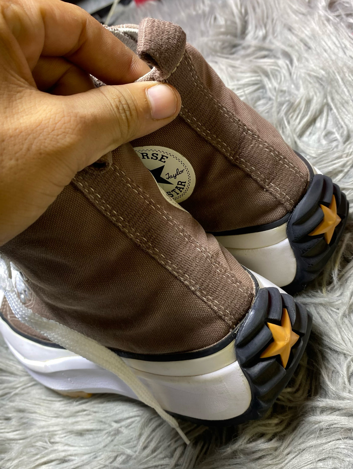 Converse High Top (40.5)