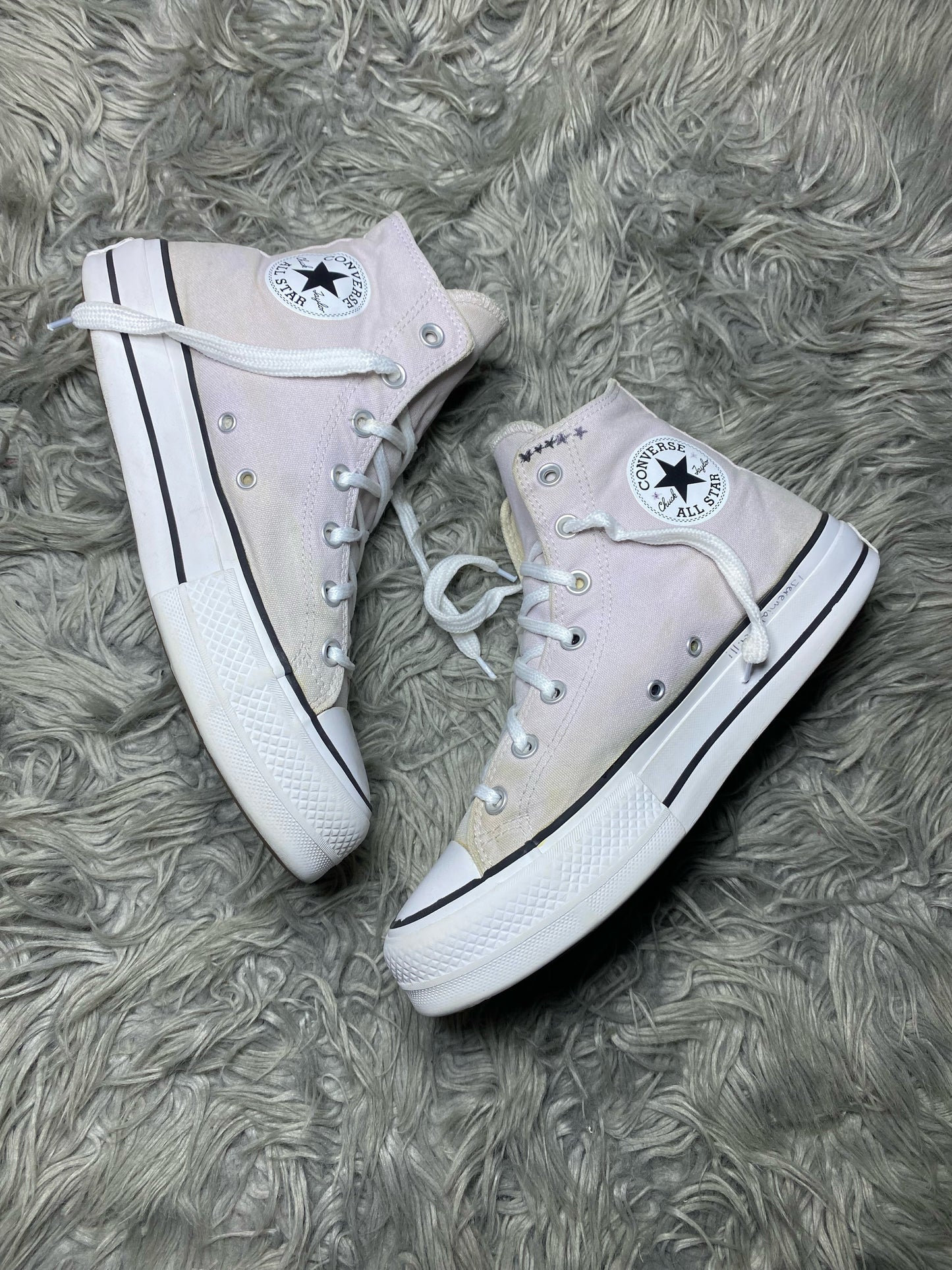 Converse High Top (41.5)