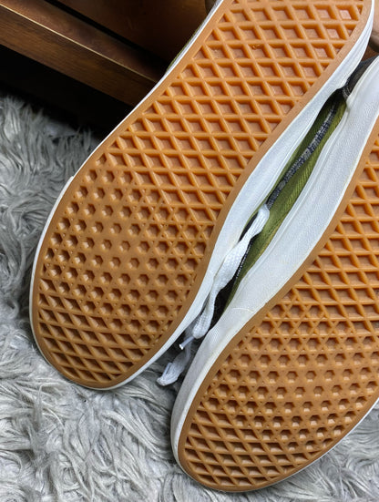 Vans Low Top (44)