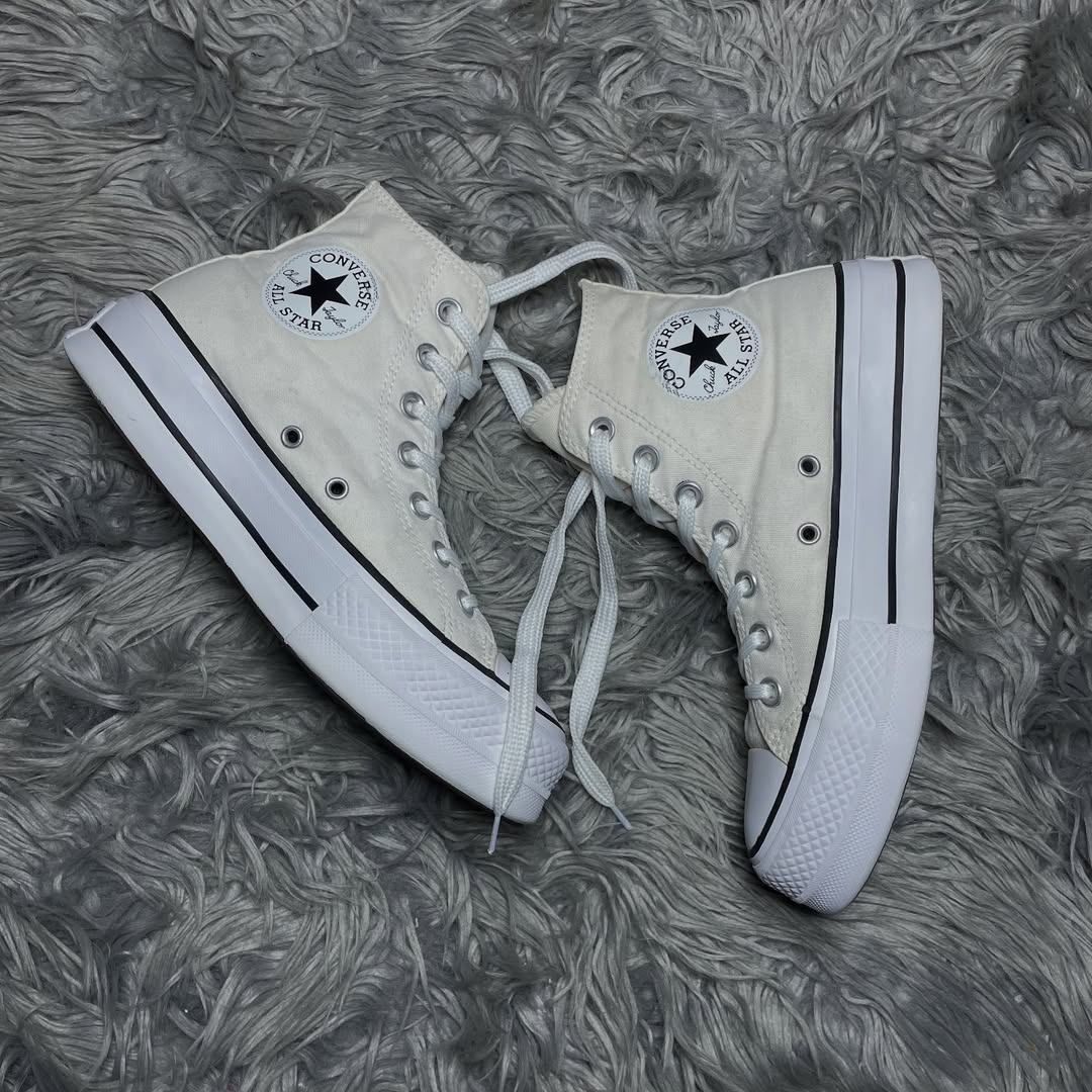 Converse High Top (37)