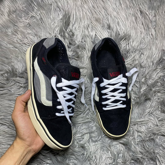 Vans Low Top (40)