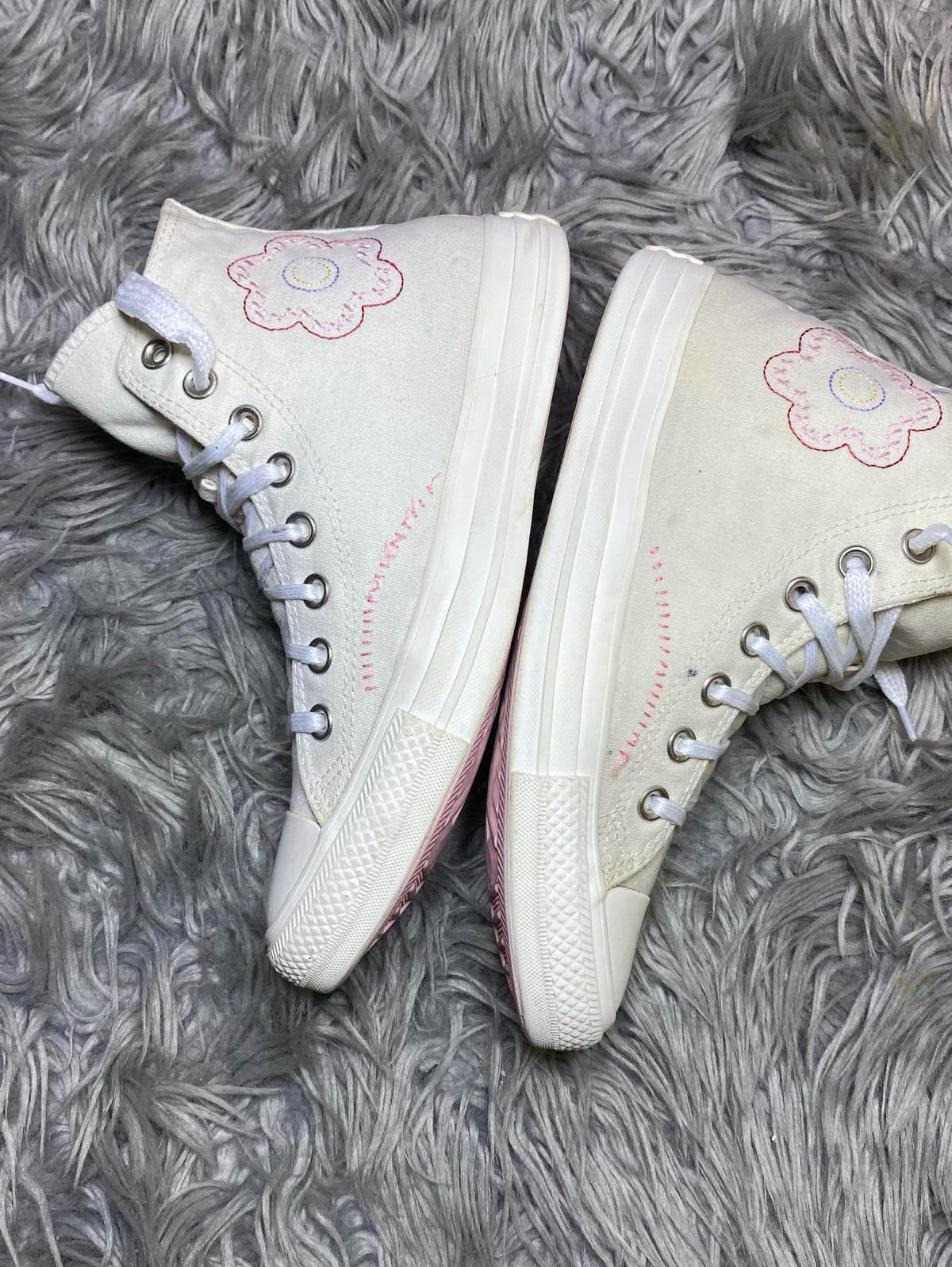 Converse High Top (39.5)