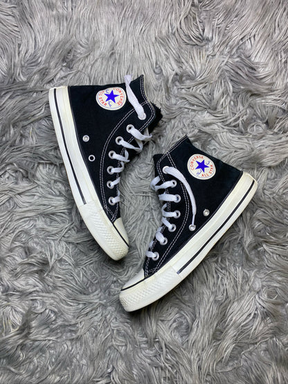 Converse High Top (36.5)