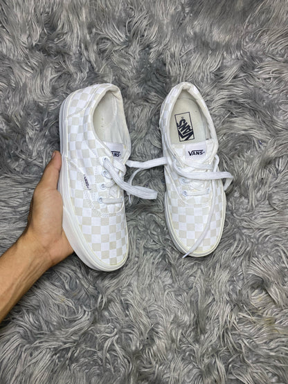 Vans Low Top (40)