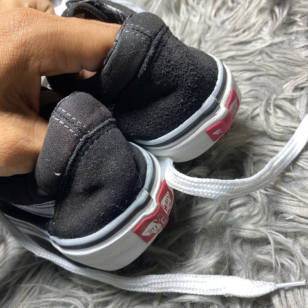 Vans Low Top (38)