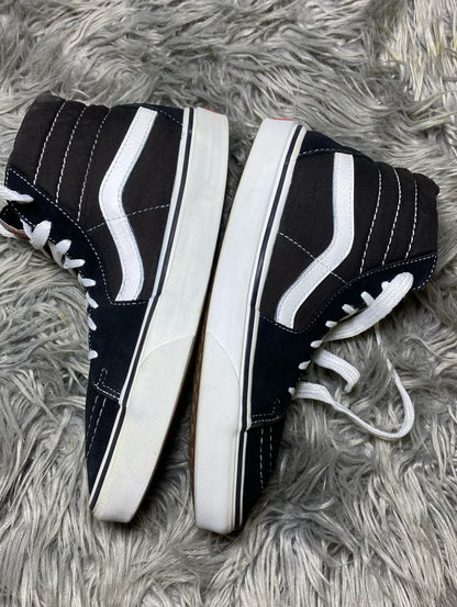 Vans High Top (38)