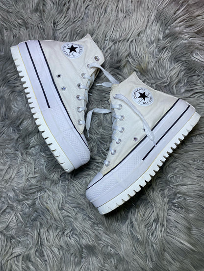 Converse High Top (39.5)