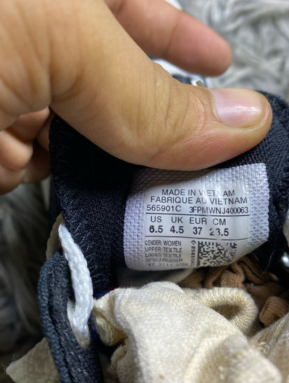 Converse High Top (37)