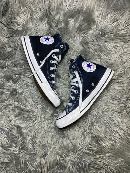 Converse High Top (37.5)