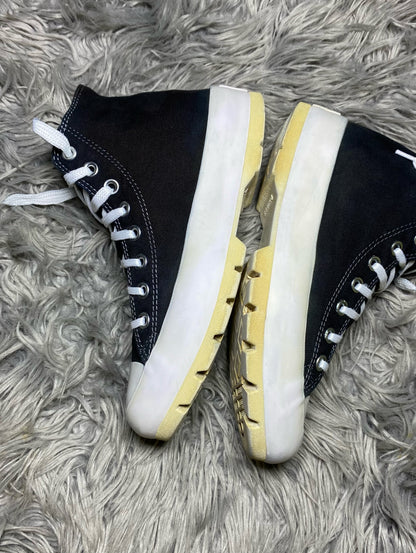 Converse High Top (39.5)